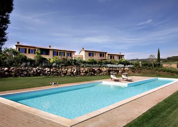 Villa Mit Pool Am Golfplatz Il Pelagone - Il Mirto