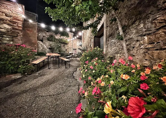 Borgo A Monti Di Sotto